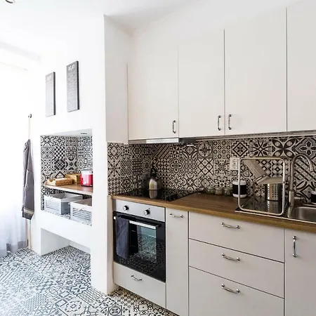Apartment Ola - Principe Real Iii